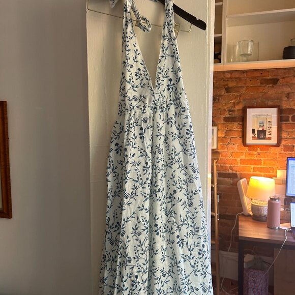 **Brand New** Agua by Agua Bendita Olivia Floral Halter Maxi Dress - Size M - Picture 7 of 9